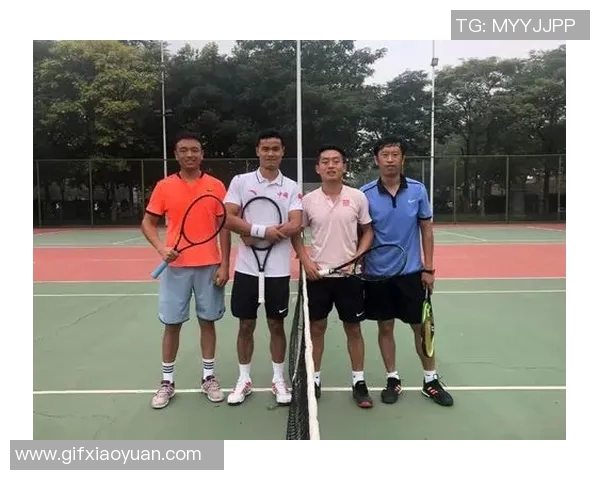赛后分析：上海网球队与重庆网球队耐力较量的精彩瞬间与战术探讨